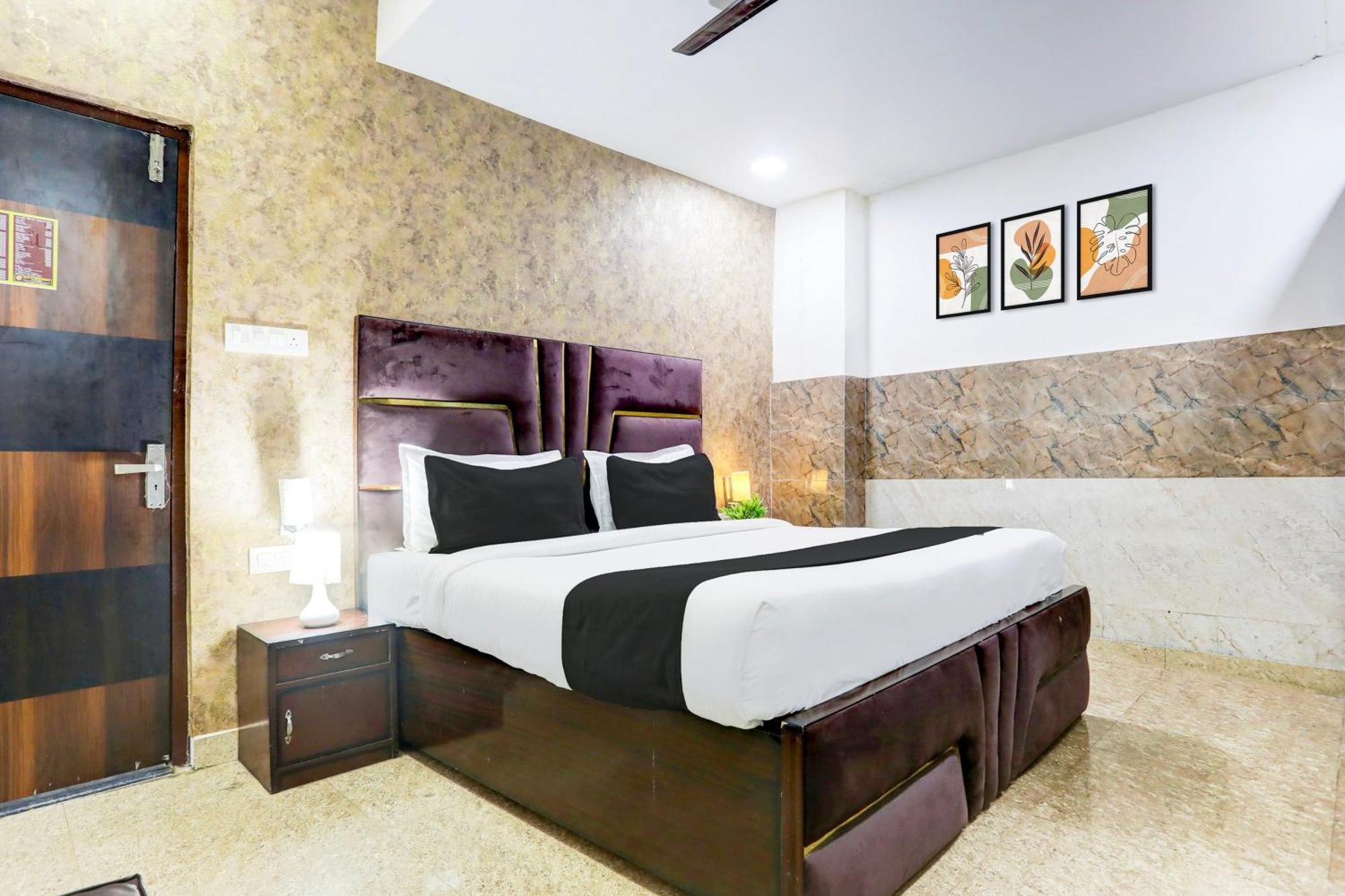 Hotel Super Collection O Kalyanpur Kanpur Esterno foto