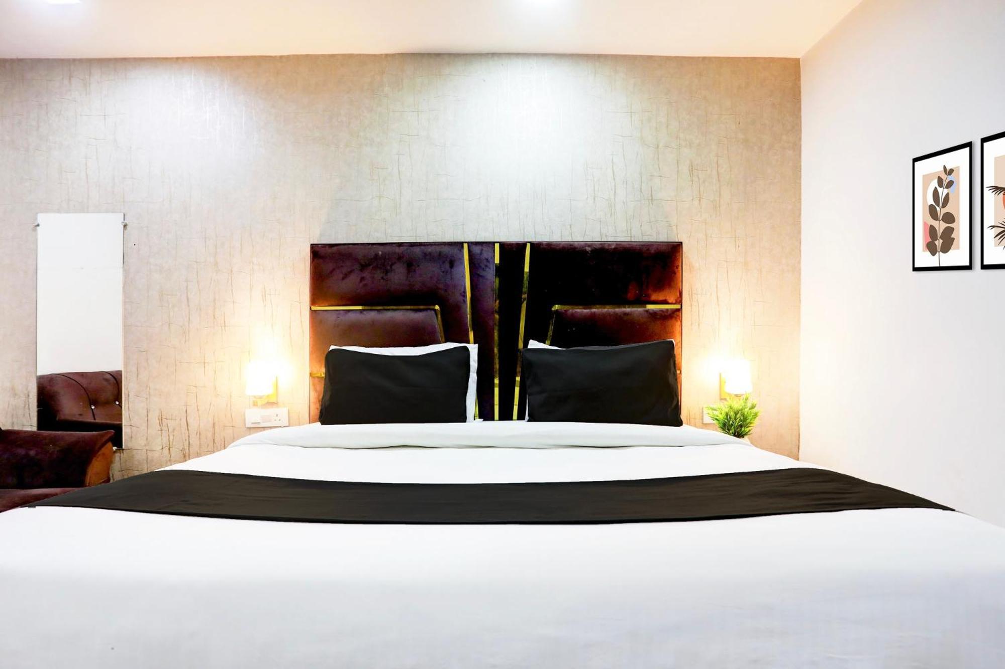 Hotel Super Collection O Kalyanpur Kanpur Esterno foto